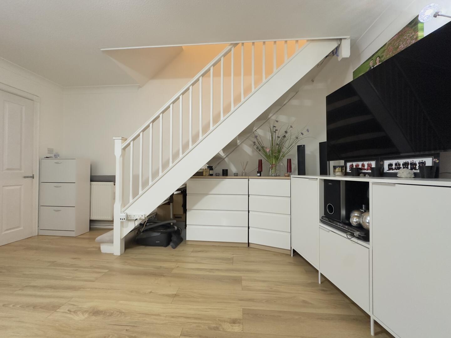 2 bed property in Mundells, Cheshunt